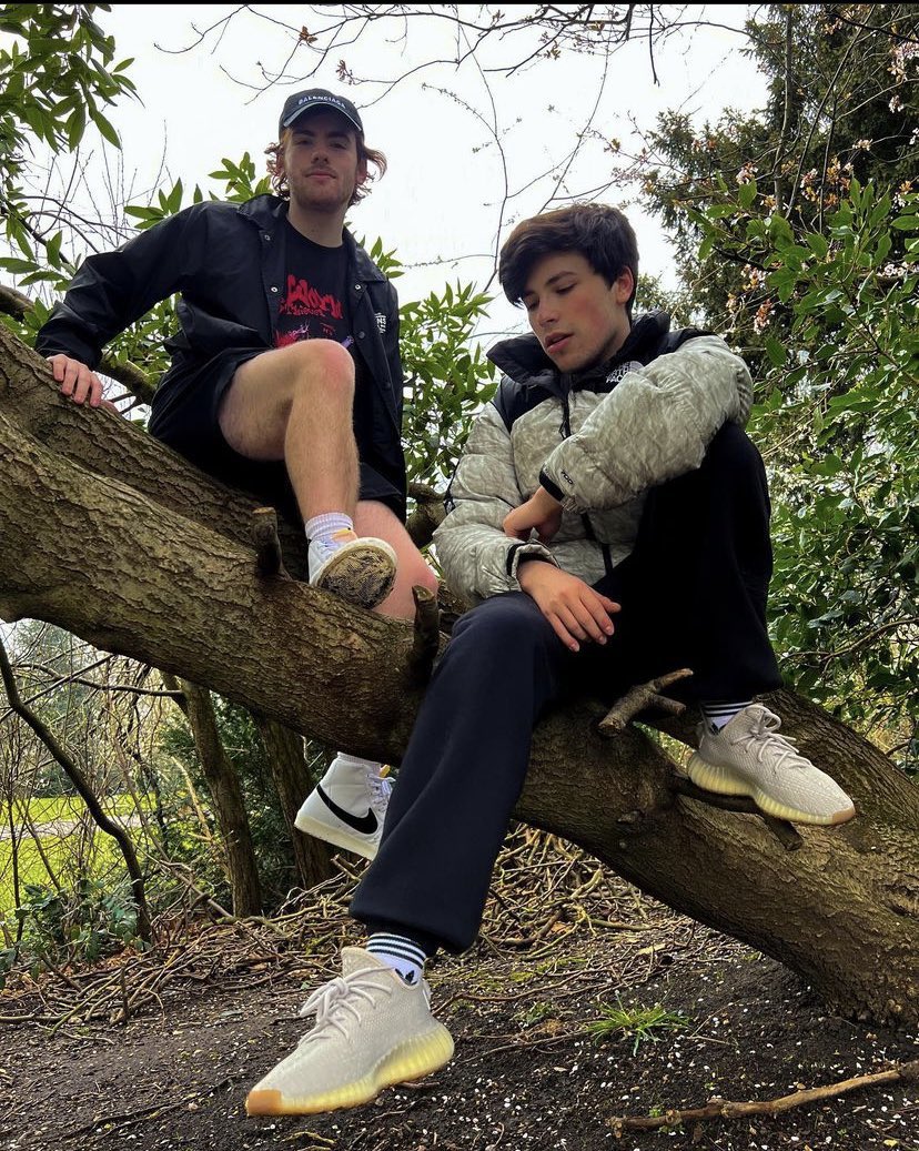 raindwt's tweet image. OHFHHFHH NY GOD