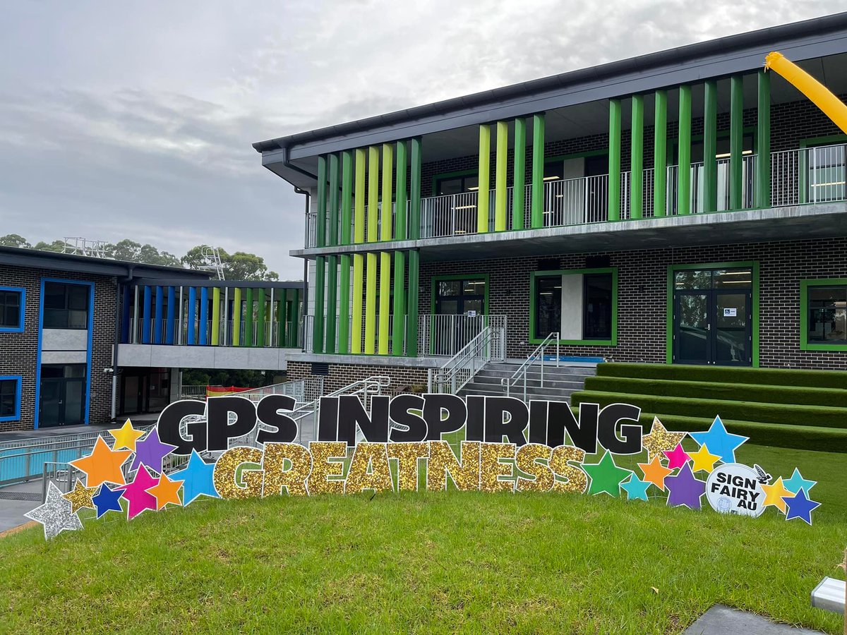 michelegbeach's tweet photo. 4 long years later and we're finally in our new build #gpsInspiringGreatness #LoveWhereYouLearn https://t.co/N0VxSRBIE0