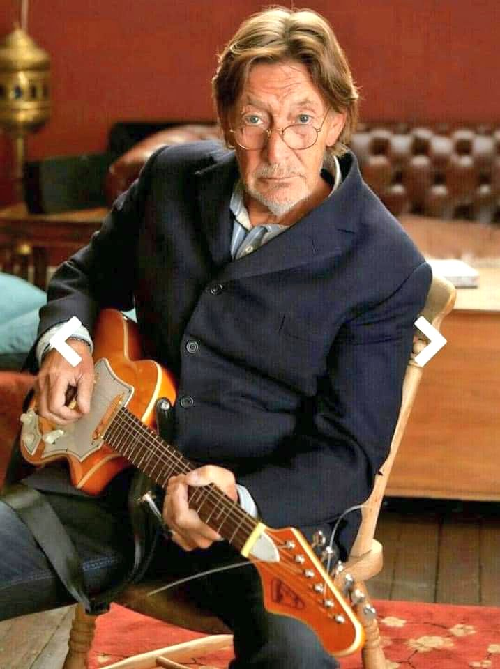   Happy birthday Chris Rea
English rock and blues singer-songwriter and guitarist 4 March 1951. 