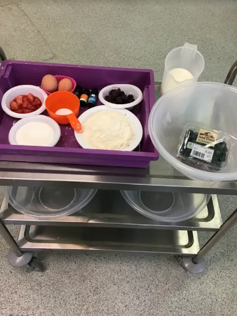 JfkSend's tweet photo. #PancakeDay has turned into #PancakeWeek this week across JFK! #SensoryExploration #FunctionalSkills https://t.co/3WKnX2Y1Ss