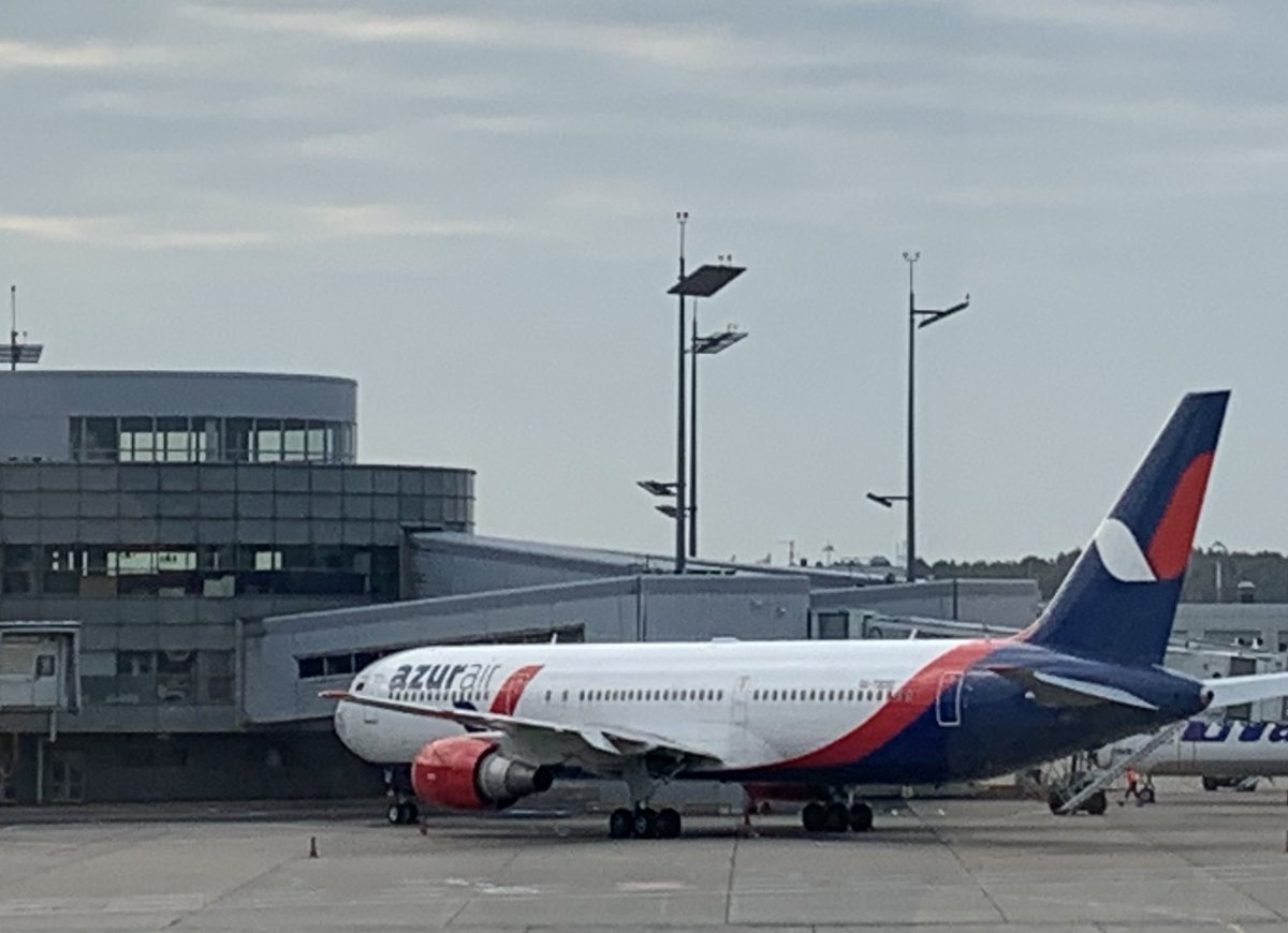 Росавиация on Twitter: " ️Авиакомпания «Азур Эйр» назначена для ...