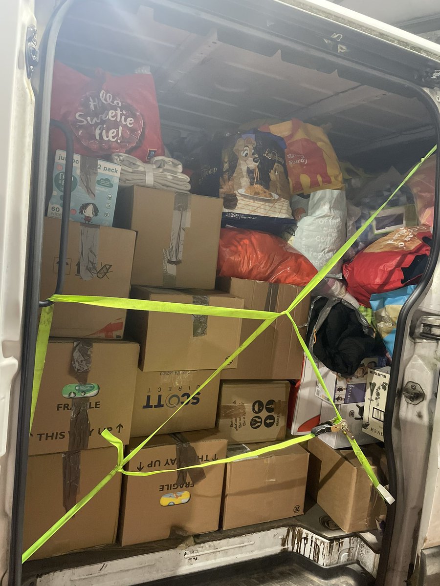 UkraineAidUK's tweet photo. We are heading to #Ukraine border tomorrow morning at 1000hrs with much needed supplies.

I just wanted to say a huge thank you to all who have donated and provided financial assistance on making this happen. https://t.co/BNEoyRnTE7 https://t.co/9UaouoeARb