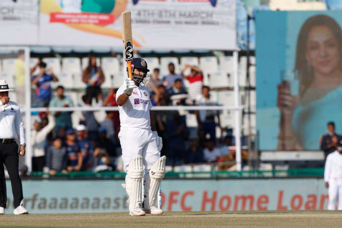 BCCI's tweet photo. Rishabh Pant walks back after a brilliant knock of 96 off 97 deliveries.

Live - https://t.co/c2vTOXAx1p #INDvSL @Paytm https://t.co/br0O7nDaIN