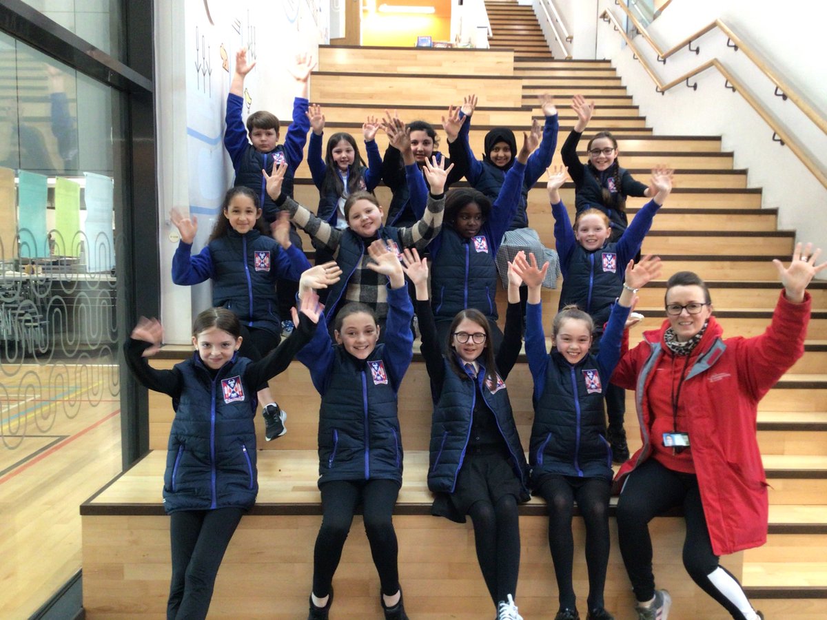 Blairdardiepri's tweet photo. Say hello to our Play Leaders! These p6 and p7 pupils will be playing and organising games with p1s and p2 at lunch times. Thanks to @ActiveSchoolsLK and @PEPASSGlasgow for the fabulous body warmers! #playistheway #promotingleadership #GetActive https://t.co/Yj5gsQdBoF