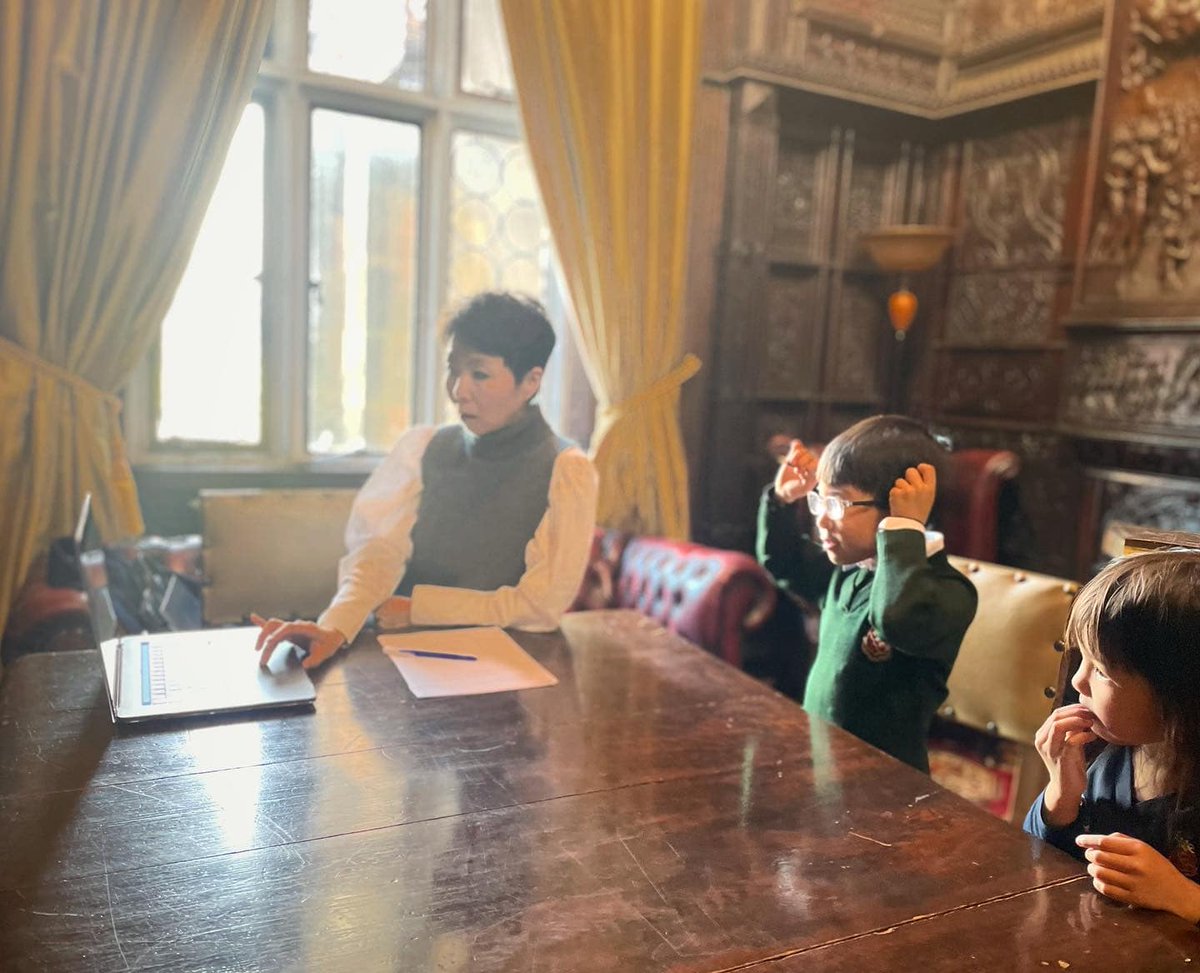 ScarisbrickHall's tweet photo. We would like to welcome our #Mandarintutor, Mrs Duff- Macduff.
Mrs Duff- Macduff has a degree in #ChineseLiterature and has extensive tutoring experience alongside her PGCE. She offers private/group tuition to #SHS and external pupils from beginner to advanced level. https://t.co/Mfi80faW97