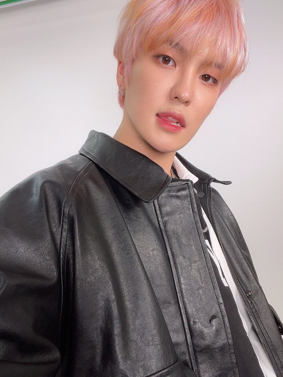 TheKingDom_GF's tweet photo. [LOUIS👑]

늘 고마워💛

#KINGDOM #킹덤 #LOUIS #루이 https://t.co/KcnRo6uzT5