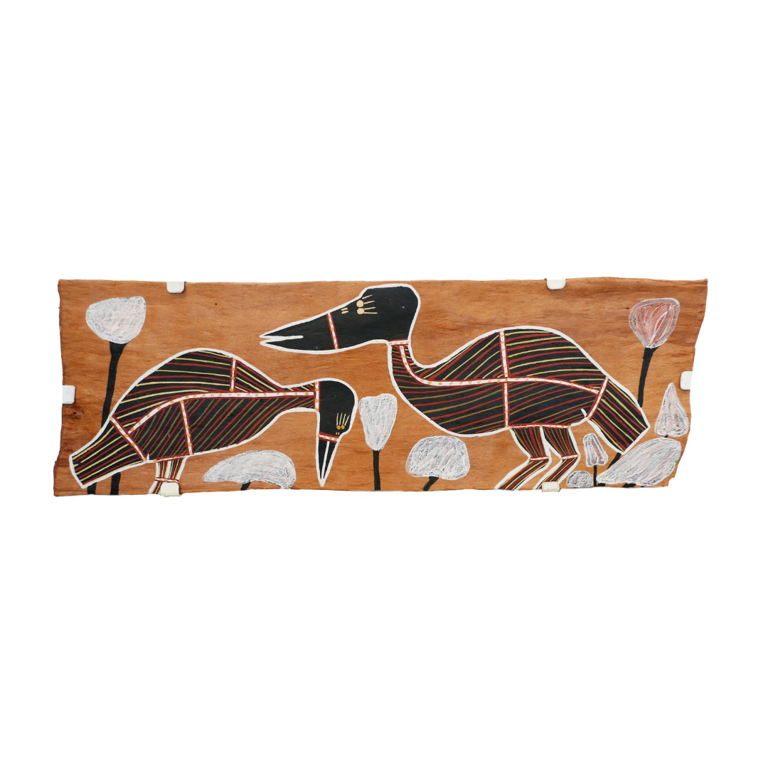 Today we are reflecting on our autumn exhibition of Joe Guymala's imaginative and beautiful paintings on bark and Arches paper.

Congratulations to Joe Guymala on his selection as a finalist in @thealiceprize2022

Joe Guymala
Makkakkurr - Pelican, 2021
ochre on Bark
25 x 75 cm
.