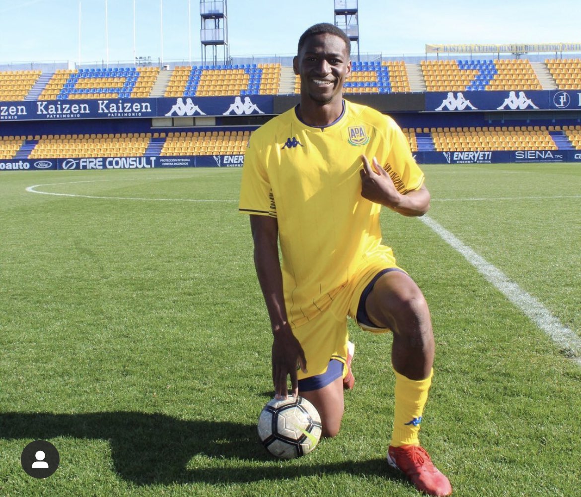 sabicoach_'s tweet photo. Worked with Stanley this past summer to take his game to the next level. Stanley just signed a pro contract. Congrats brother 👏🏽💯 Move to come!!! @sabicoach_
See the videos on the comments for some of the sessions
#session #porplayer #soccer #football #sabi #sabicoach https://t.co/YOIJbMJC4f