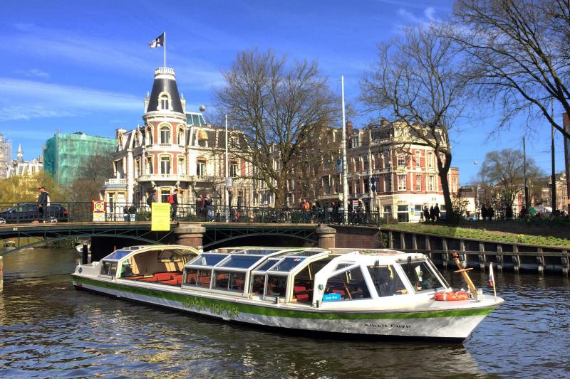 #ElectricVehicles  #ZeroEmissions 
Transfluid with its Bellmarine electric propulsion systems participates with Stromma (and with all the major passenger transport companies in Amsterdam and the Netherlands) in the transition to environmentally sustainable passenger mobility.