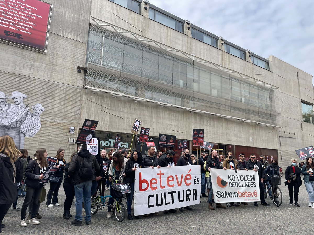 Àngels Planagumà tweet media