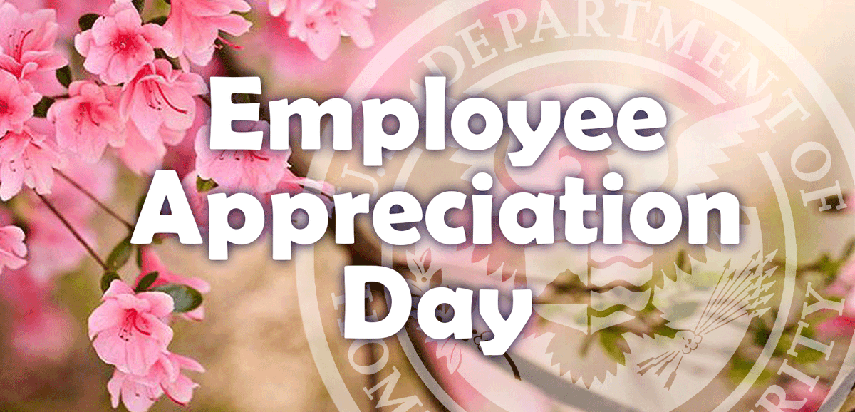DHScwmd's tweet image. On this #EmployeeAppreciationDay, we’d like to thank the dedicated men and women of CWMD for their untiring commitment to safeguarding the nation against CBRN and health security threats. We are truly grateful for all that you do in service to our country! @DHSgov
