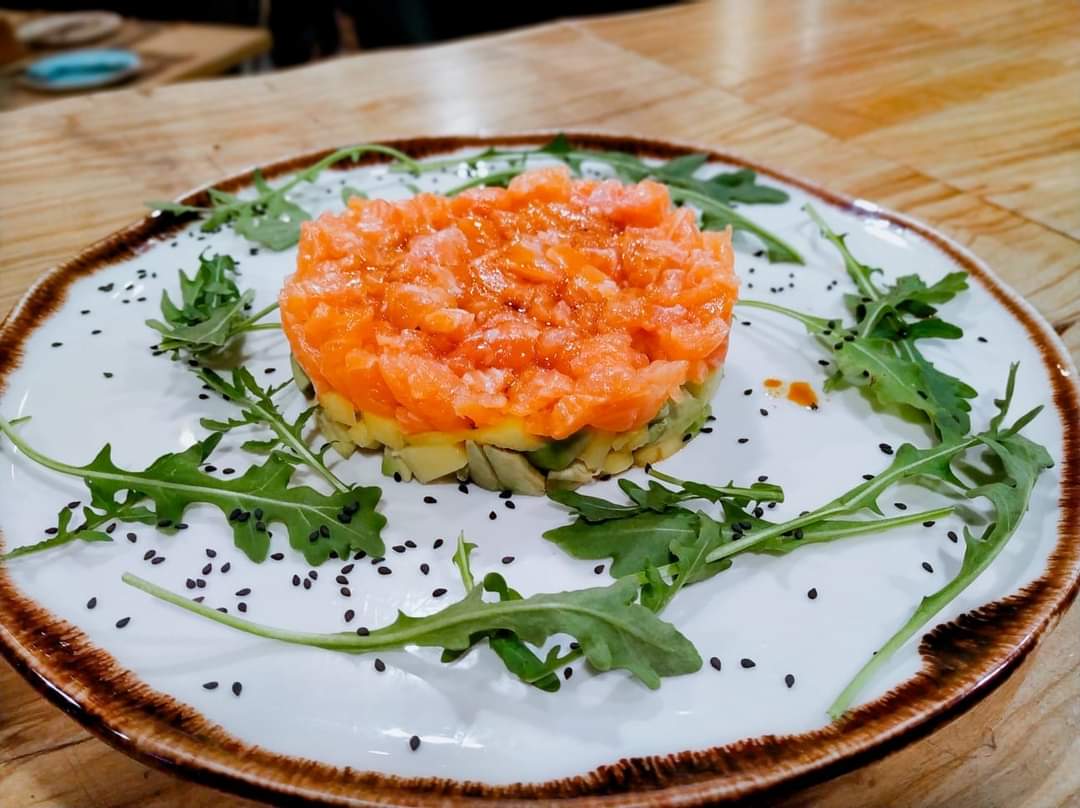 Pasaje_Bar's tweet photo. A estas horas...devoramos este delicioso plato. 🤤
Disfruta del fin de semana en 𝐁𝐚𝐫 𝐏𝐚𝐬𝐚𝐣𝐞. 😉

Reservas 📞 633 22 72 57.
📌 Av. Luis Montoto, 85.

#TDSGastro #FelizViernes https://t.co/xuTNFewu5l
