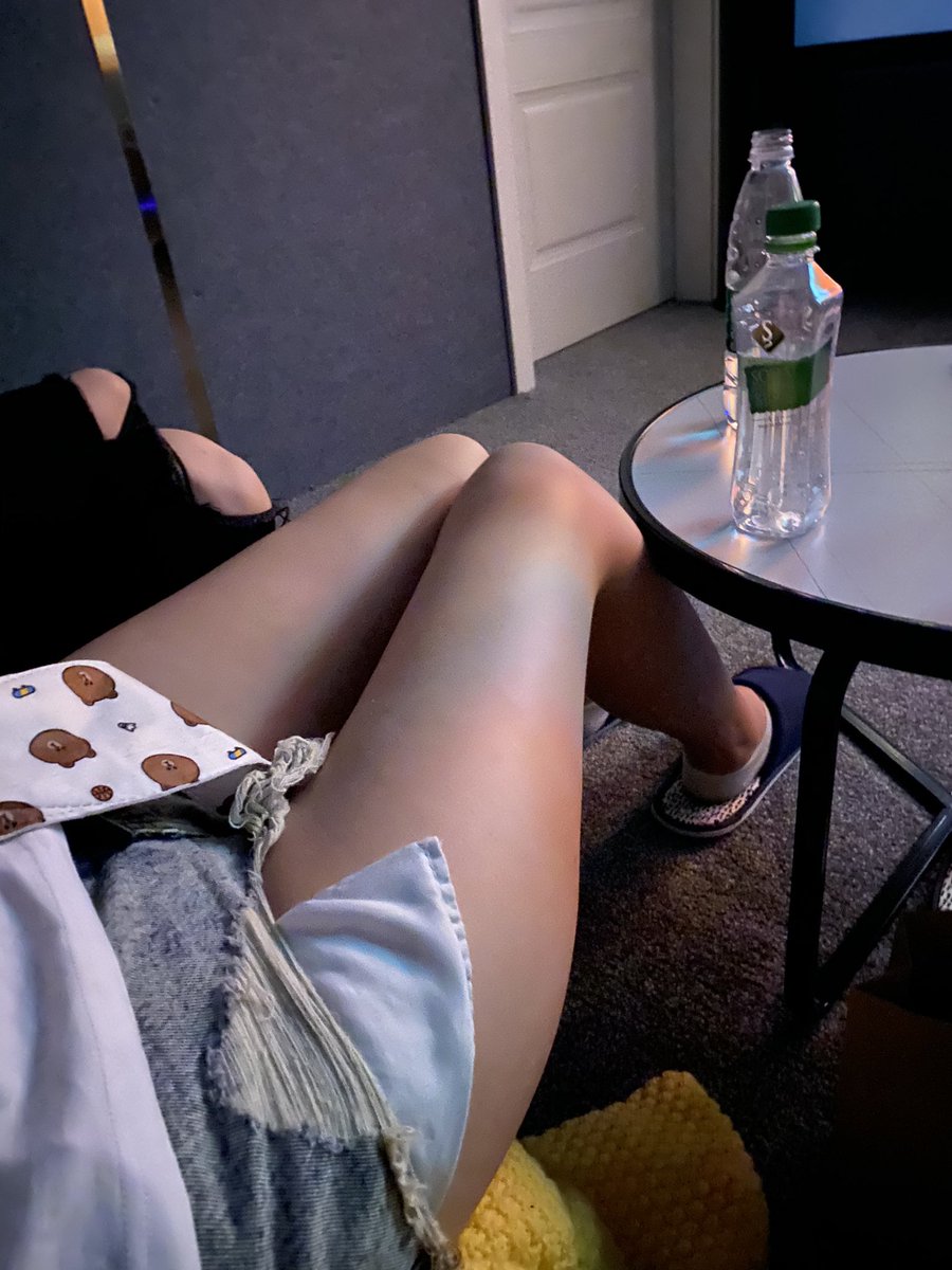 这天气很快可以穿齐逼小短裤了