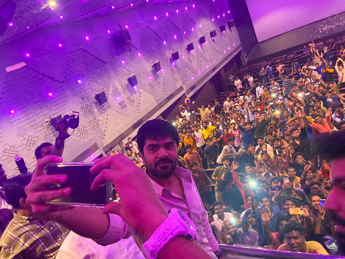 RohiniSilverScr's tweet photo. #Maanaadu blockbuster celebrated 100 days of continuous run with the STAR himself STR 🎉🎊🪅 https://t.co/6ETUjHUAH3