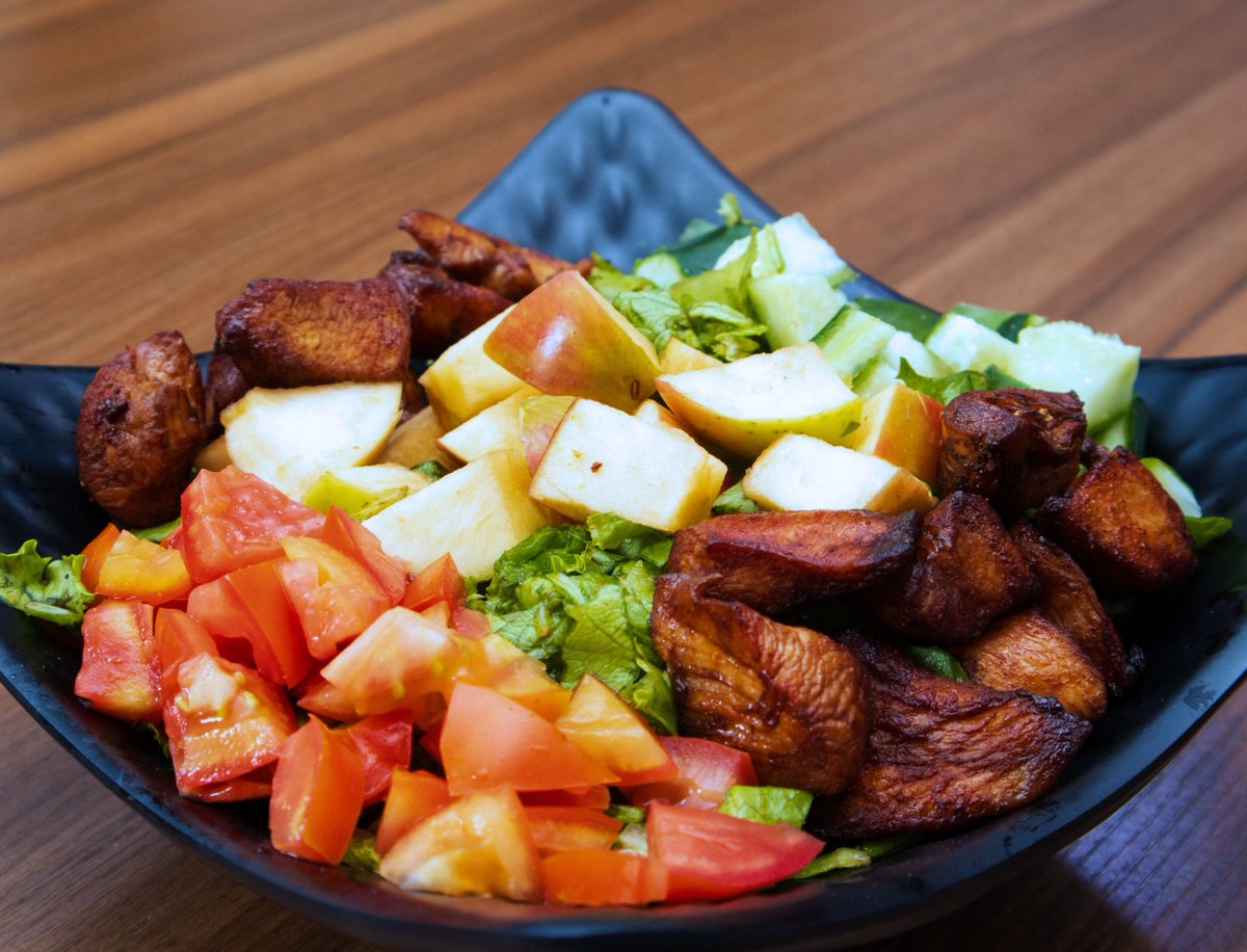 landnkitchen's tweet photo. Eat good food and your body will thank you
for it 🙂

Enjoy our Chicken Salad for N3,500 only

📍49b Kumasi Crescent, behind Dominos Pizza, Wuse
2:
📞0704 485 4619

📍Shop A2 Primus Mall, besides Total Fuel Station, 1st
Avenue, Gwarinpa:
📞0814 317 7743

#AbujaTwitterCommunity https://t.co/TrCz5Qv3ut