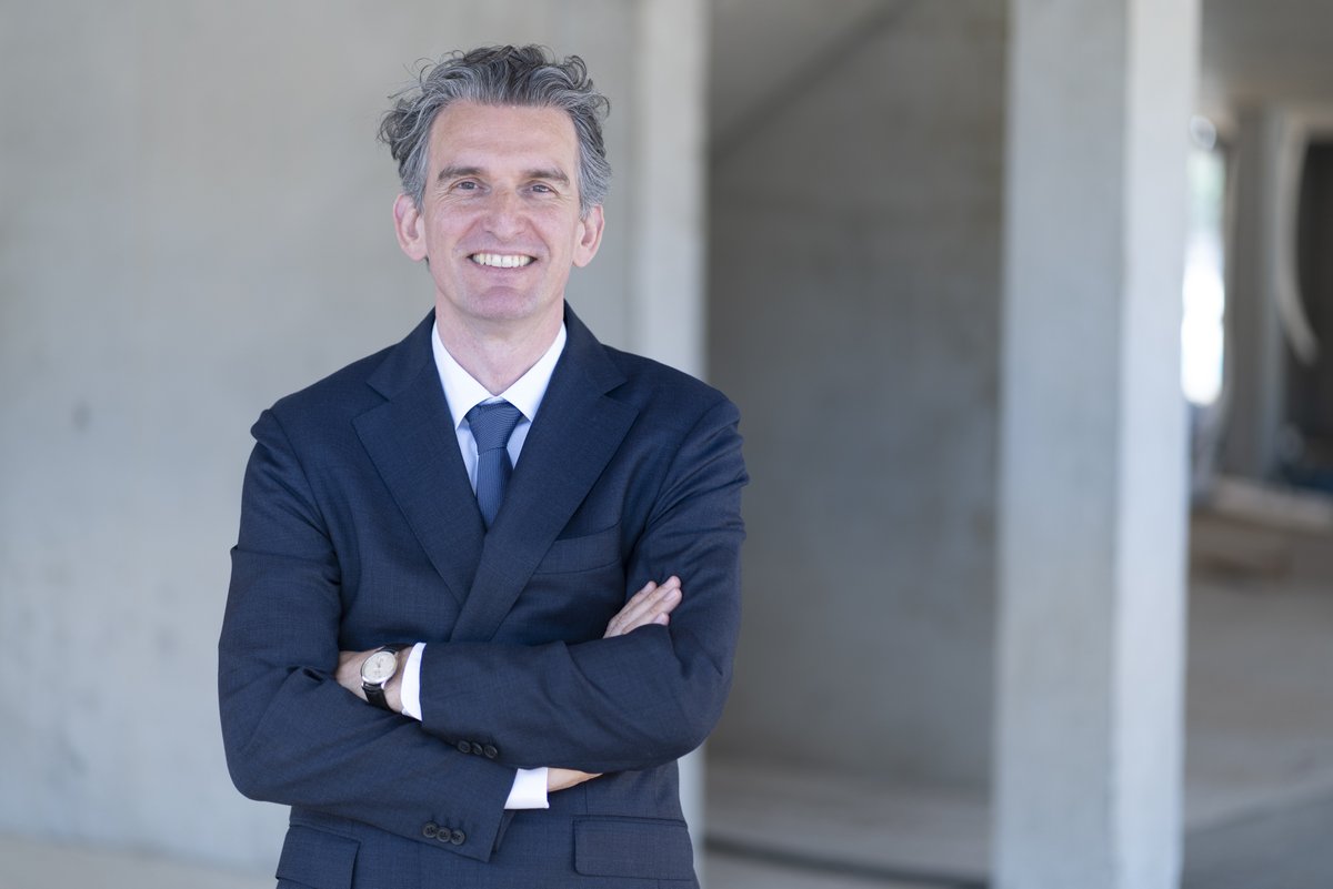IREBS - International Real Estate Business School (@irebs1) on Twitter photo Im Interview mit Reiner Reichel von The Property Post gibt IREBS-Professor Dr. Steffen Sebastian eine Einschätzung zu Investmentstrategien gegen #Inflationsrisiken und zu den Folgen einer Zinserhöhung
Weitere Infos: the-property-post.de/gastbeitraege/…
<a href="/thepropertypost/">The Property Post</a> <a href="/sebastian_irebs/">Prof. Dr. Steffen Sebastian</a> Im Interview mit Reiner Reichel von The Property Post gibt IREBS-Professor Dr. Steffen Sebastian eine Einschätzung zu Investmentstrategien gegen #Inflationsrisiken und zu den Folgen einer Zinserhöhung
Weitere Infos: the-property-post.de/gastbeitraege/…
<a href="/thepropertypost/">The Property Post</a> <a href="/sebastian_irebs/">Prof. Dr. Steffen Sebastian</a>