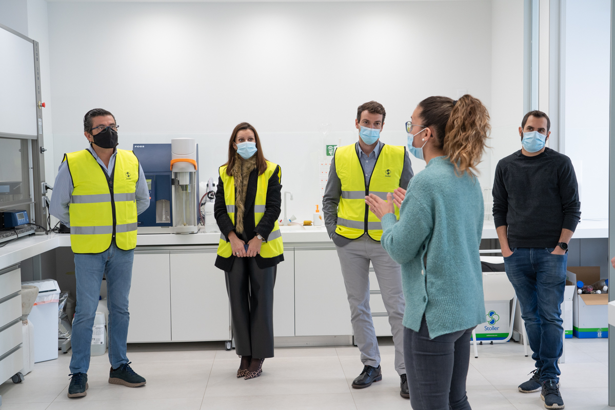 StollerEurope's tweet photo. 🏢 Yesterday we had the pleasure of receiving the visit of Agro Gm, distributor of Stoller Europe in the area of Huelva, Spain, with the aim of visiting our new facilities and have a series of strategic meetings throughout the day.

#ThisIsStoller #ThisIsCustomer https://t.co/B2DzbugwQ6