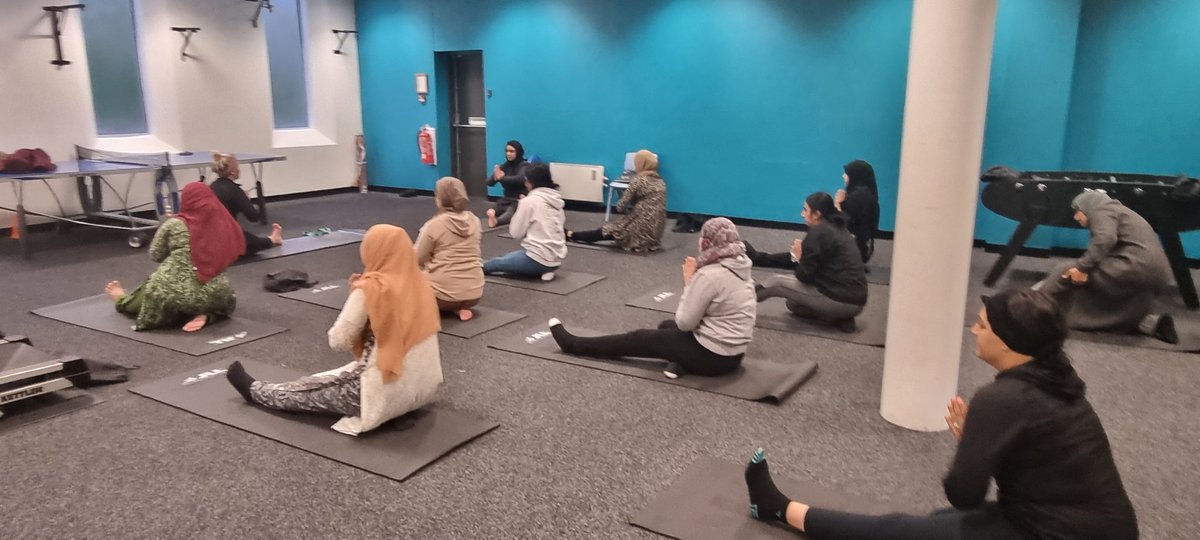 BameConnect's tweet photo. Get fit & Connect: Yoga 🧘🏾♀️ with Camille #feelgood #improvephysicalhealth #metime
Every Wednesday, no need to register just turn up!
#reducingisolation #reducingloneliness
#stayconnected @oldhamcares @Harry1Catherall @RachelDyson84 @shah_arooj https://t.co/wC0HhuTqWJ