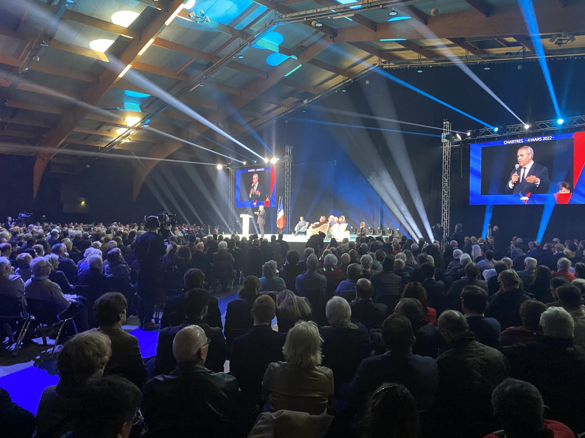 remimartial's tweet photo. « Si l’Etat gérait comme les collectivités locales, nous ne serions pas dans cette situation ». ⁦@xavierbertrand⁩ 
#PecresseChartres #Pecresse2022 https://t.co/9LmvA2hHY0