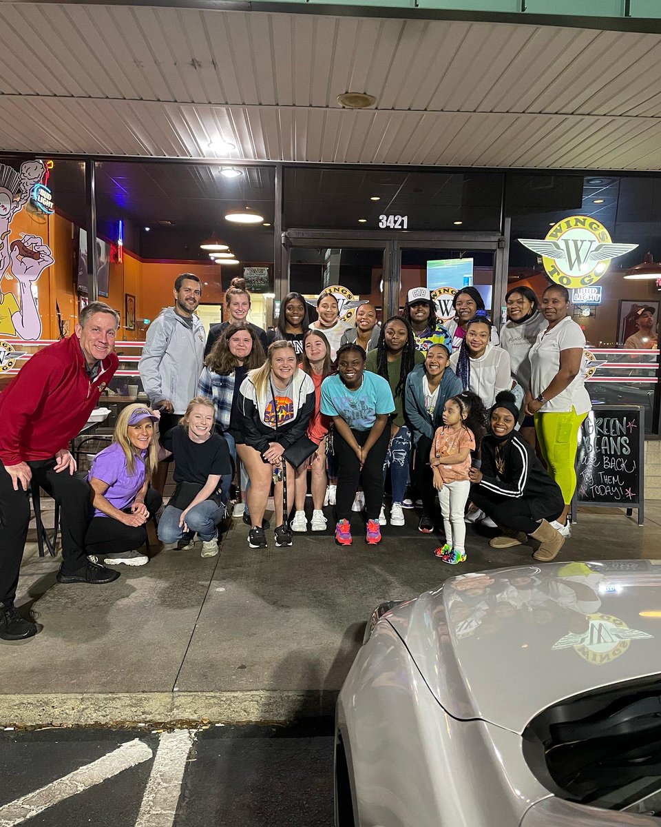 HUGE shoutout to Jim Upchurch and Carla Cobb at Wings To Go - Burlington!  Thank you so much for your generosity and hospitality. Awesome food and awesome service!! It was a perfect way to close our season!  Thanks again!!!⭐️⭐️⭐️⭐️⭐️   #GoLadyDawgs🏀