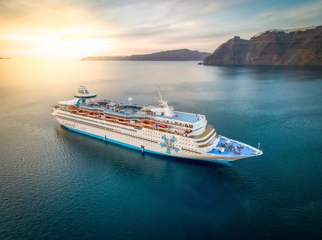 Fabiangil81's tweet photo. Según el ADN de mi amada @Bea7385 ,ella es un 19% Griega, con lo que nada mejor que esté verano descubrir los paraísos de las maravillosas islas griegas de la mano de @celestyalcruise , una experiencia que estamos deseando disfrutar y contar. https://t.co/OH6Y2hcnmQ