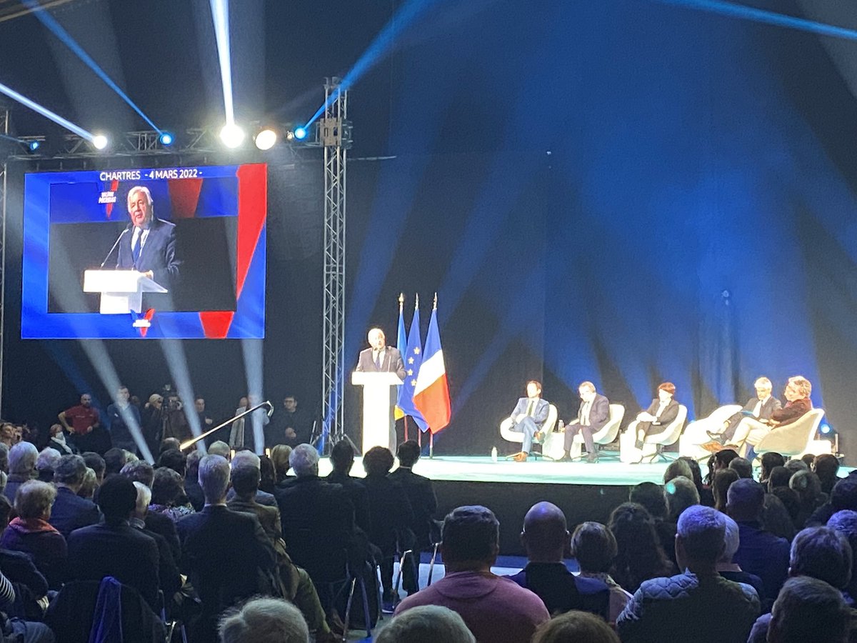 remimartial's tweet photo. « Il nous faut une nouvelle génération de la décentralisation ». @gerard_larcher #Pecresse2022 #PecresseChartres https://t.co/WyauFA2gwi