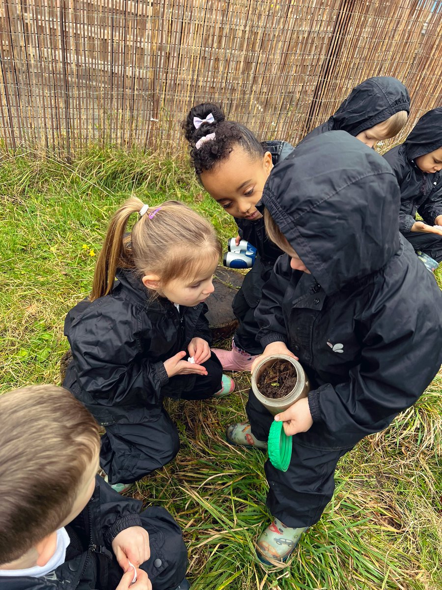 Reception had their first Nature School session. So proud of their amazing use of vocabulary to describe their experiences this morning. “I saw a bee getting nectar from the flowers.” said Mercy. “I made a habitat for the bugs.” said Brodie 🐝🪱🐜 <a href="/WoodhillSch/">Woodhill Primary School</a> <a href="/InspireEYFS/">Miss Lichty</a>