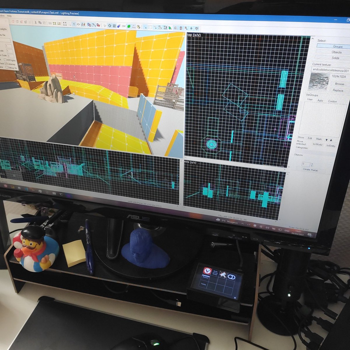 Very_Lhabitant's tweet photo. I always wanted to try the steam deck or an equivalent and  I had an old raspberry lying around, so I tried stream-pi.
It's not plug and play, but it's work really well with blender and hammer https://t.co/8E3FxYvj3Q