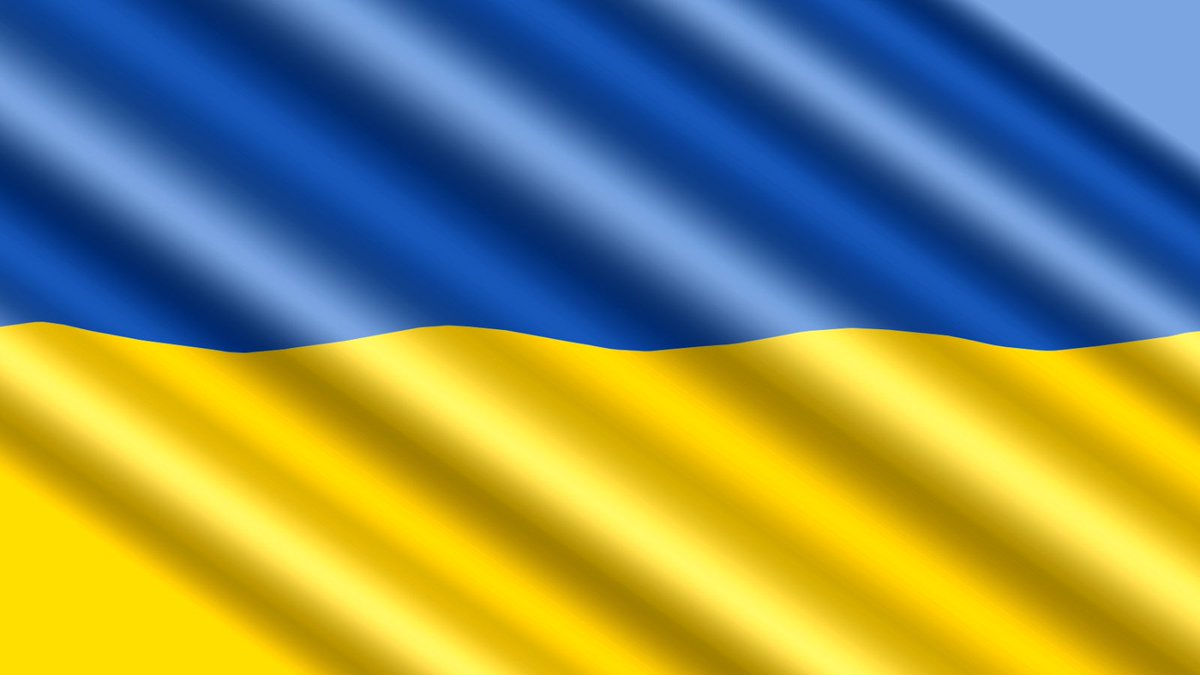 RoyalFreeNHS's tweet photo. The #RFL is supporting efforts across north London to share vital medical supplies with those who need them 1,500 miles away in #Ukraine 🇺🇦

Chalkmill Drive decontamination unit – the largest facility of its kind in the UK – will act as a hub for equipment from local hospitals. https://t.co/hlGAtTytFq