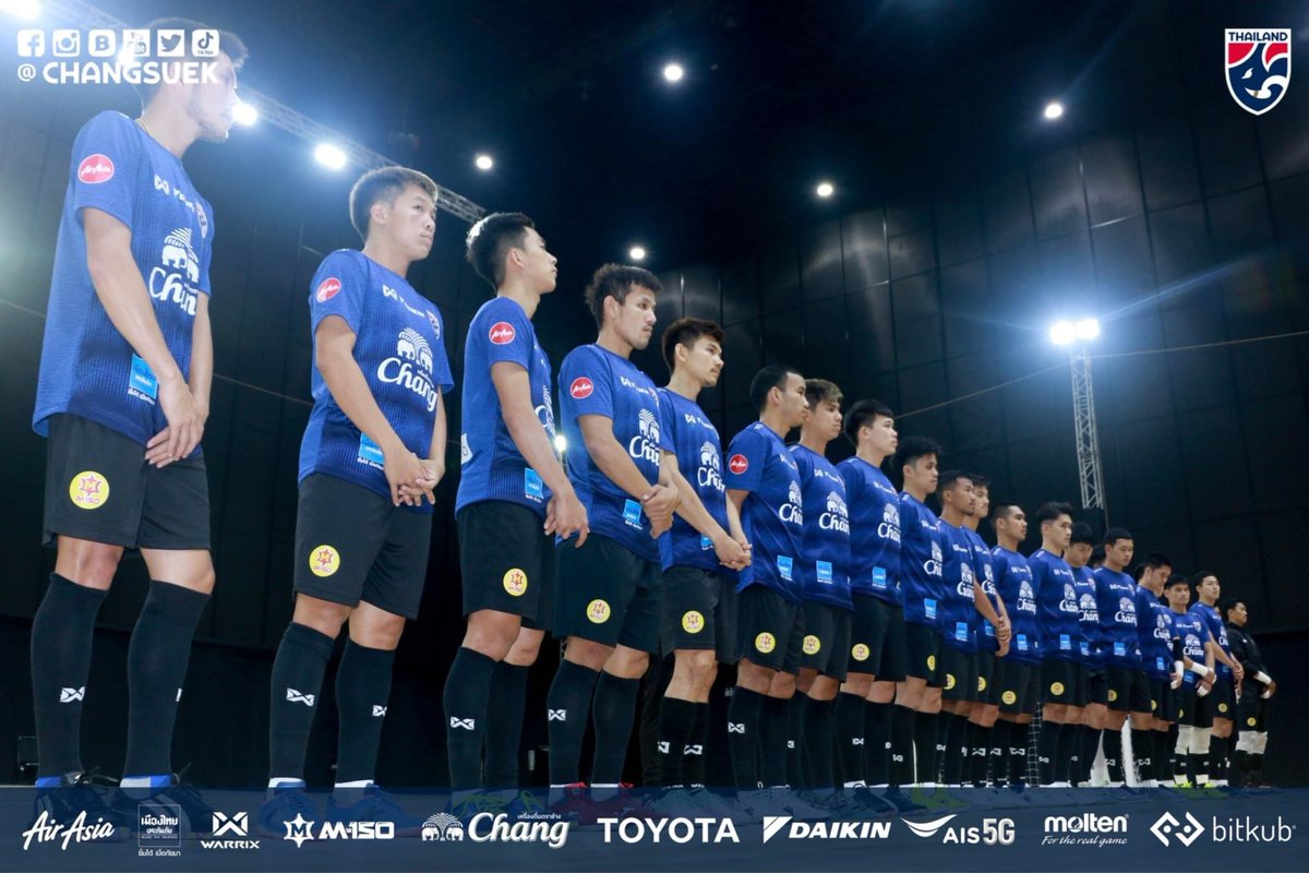 Changsuek_TH's tweet photo. #FutsalUpdate ฟุตซอลทีมชาติไทย ประเดิมซ้อมสนามแข่งจริงที่ Show DC ก่อนลุย "NSDF Futsal Invitation 2022"
#ช้างศึก #บอลไทย #ฟุตซอล #ฟุตซอลไทย #Thailand #FutsalThailand #ฟุตซอลทีมชาติไทย #NSDFFutsalInvitation2022 https://t.co/yuI2zF2BwU