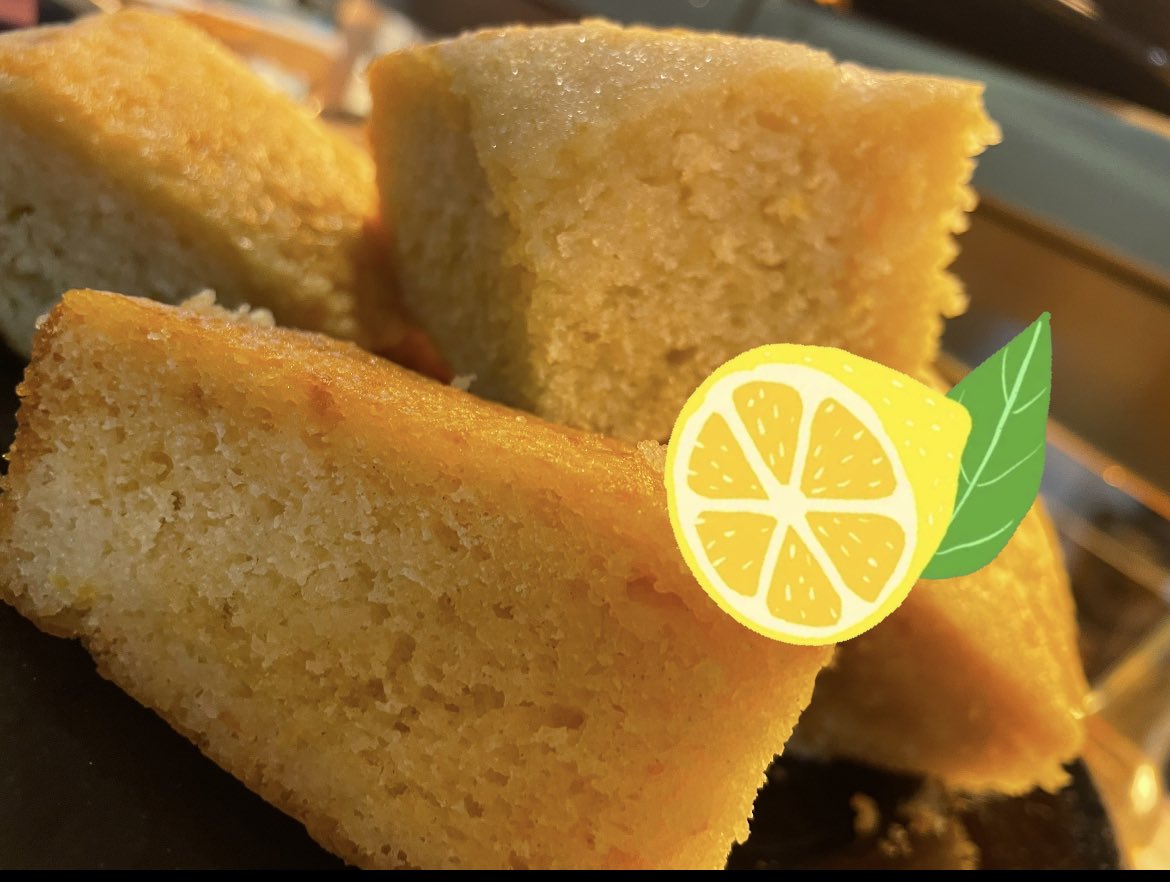 Light drizzle outside, lemon drizzle inside 😋🍋 <a href="/sheffcath/">Sheffield Cathedral</a> #lemondrizzle #FridayMotivation #FridayFeeling #cake #sheffieldfood #sheffieldlocals #naughtybutnice #CoffeeTime #coffeeandcake