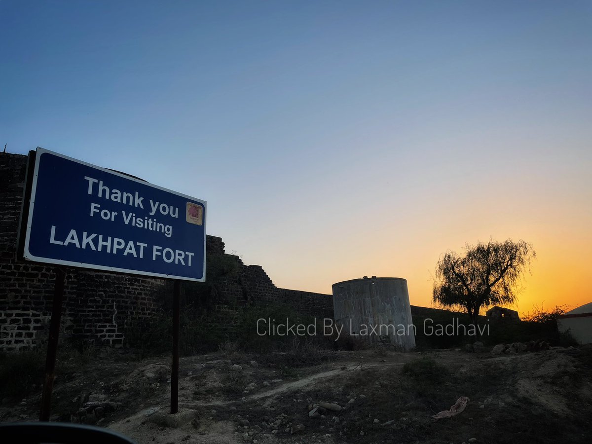 PhotographyOfLG's tweet photo. #LakhpatFort #Kutch 
#Photography_Of_LG 
@GujaratTourism @Bhujmahiti @kutch https://t.co/EsosSVe9MD