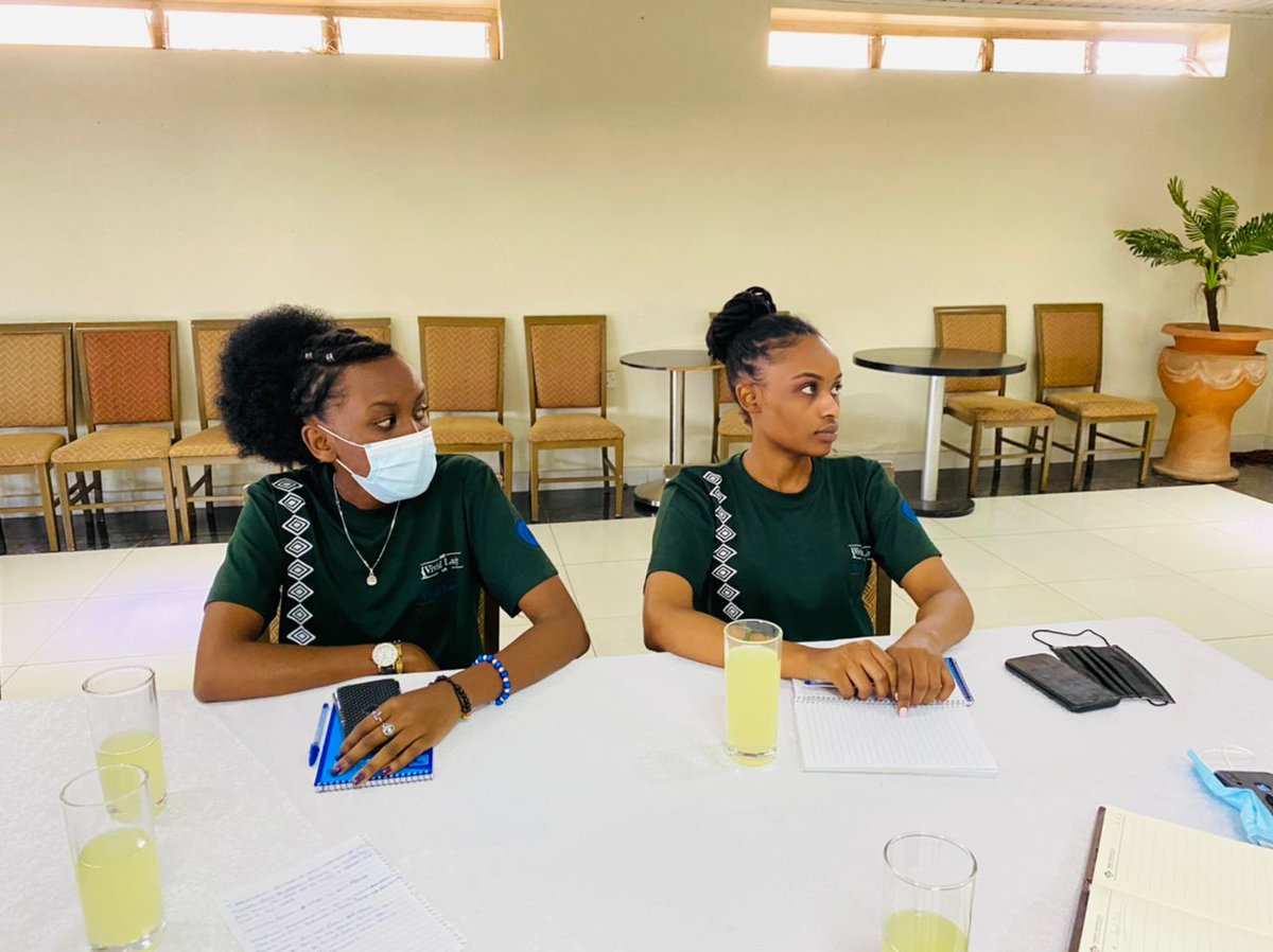 LadyvividUR's tweet photo. Ongoing Trainings On Project Pitching by the CEO of @urukundo_initia 🤍 @Uni_Rwanda @UR_CMHS @umubyeyi_rw @RemeraUrsu @Rwanda_Edu https://t.co/esACwLGzOk