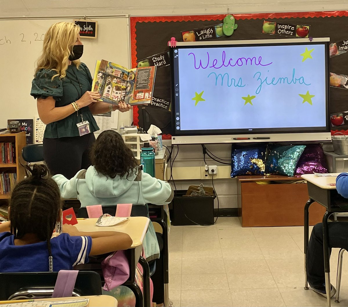 We can’t thank Mrs. Ziemba <a href="/AngZiemba/">Angela Ziemba</a> enough for taking time out of her busy day to come and read to my third graders during #ReadAcrossAmericaWeek My students loved it! @PrincipalDaly
