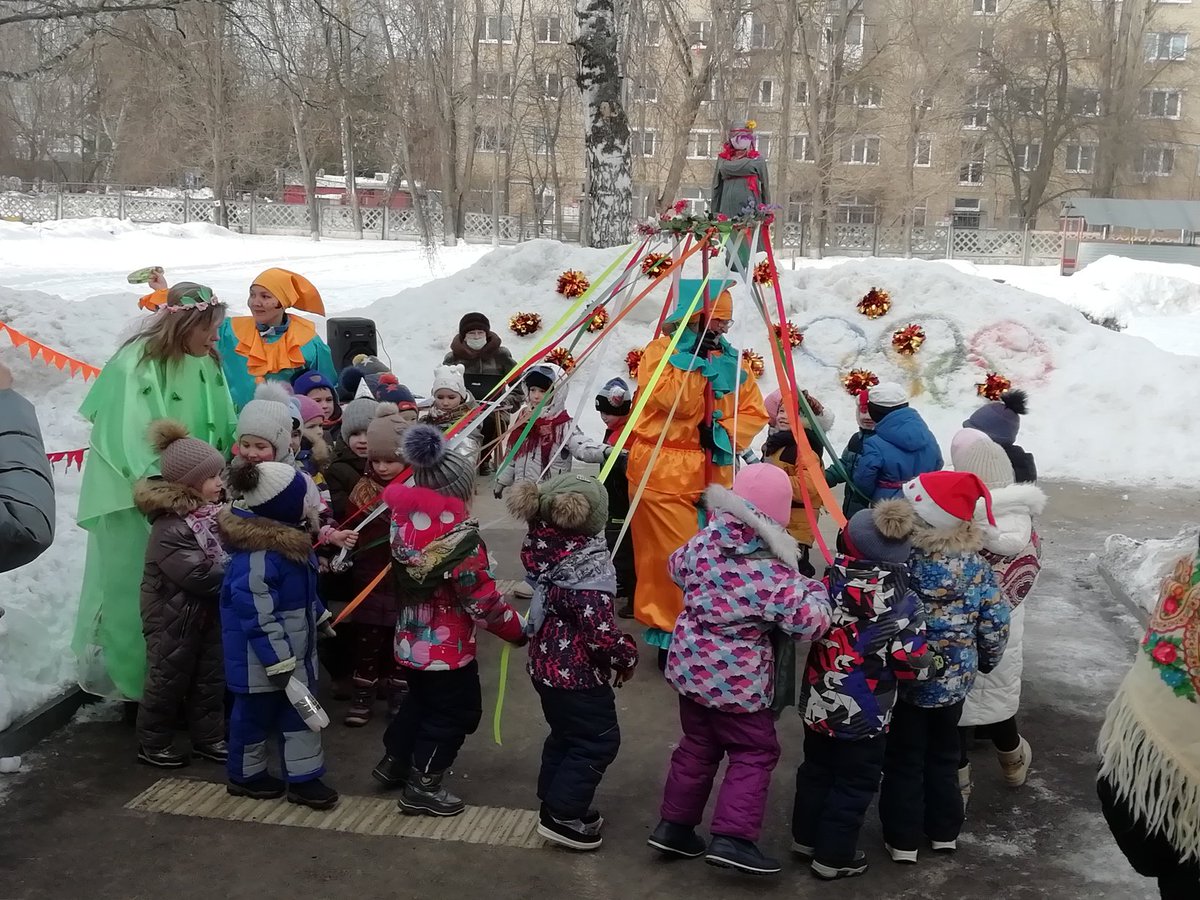 ds56_tgl's tweet photo. Сегодня весело и задорно в @ds56_tgl прошли мероприятия, посвященные празднованию "Масленицы"🙂👍 https://t.co/FyErlmCE4l