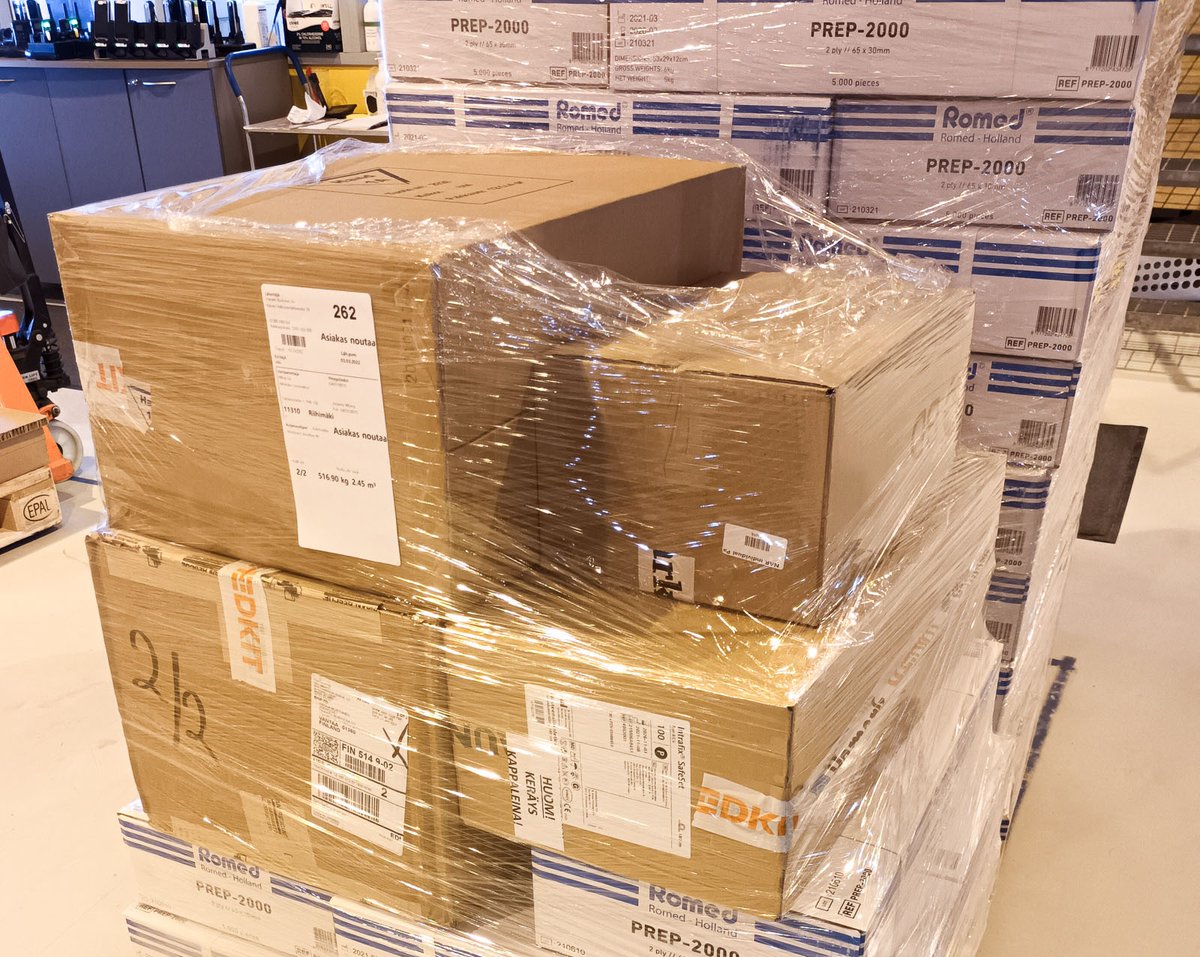 group_patria's tweet photo. Millog Oy and its owners @PatriaOyj and Insta Group Oy will deliver first aid and hospital supplies to the Ukrainian cooperation partner with a joint procurement valued at around EUR 100,000. 
#patriagroup #millog #instagroup #medicalhelp #hospitalsupplies #ukraina https://t.co/YQ0W64cF9y