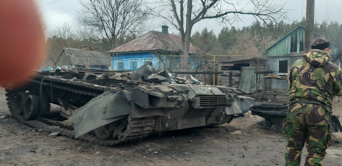 [Imagen: FNAaTYZXEAIDV73?format=jpg&name=medium]