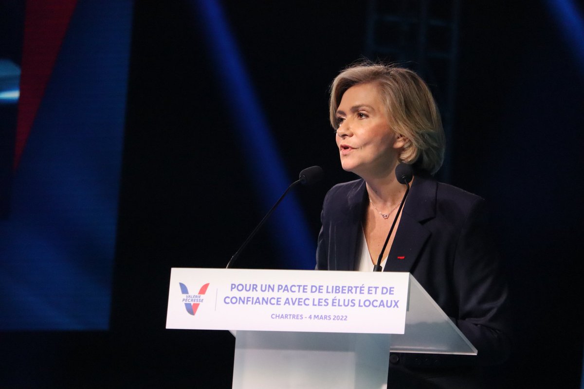 nos_territoires's tweet photo. .@vpecresse 🗣: « Ce sont les #élus qui détiennent une légitimité démocratique et non des conventions citoyennes tirées au sort ! » 🇫🇷 

#Pecresse #Pecresse2022 #JeVotePour #chartres #PecresseChartres https://t.co/dudJVQNgeP