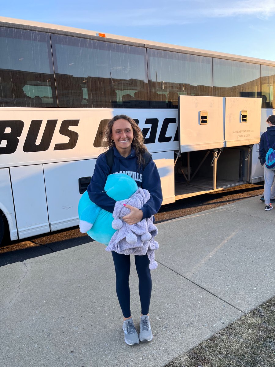 FieldGranville's tweet photo. What an honor to compete at the Division 1 State Indoor Championship Meet today. Let’s GO BLUE ACES https://t.co/CJarXAAKV7