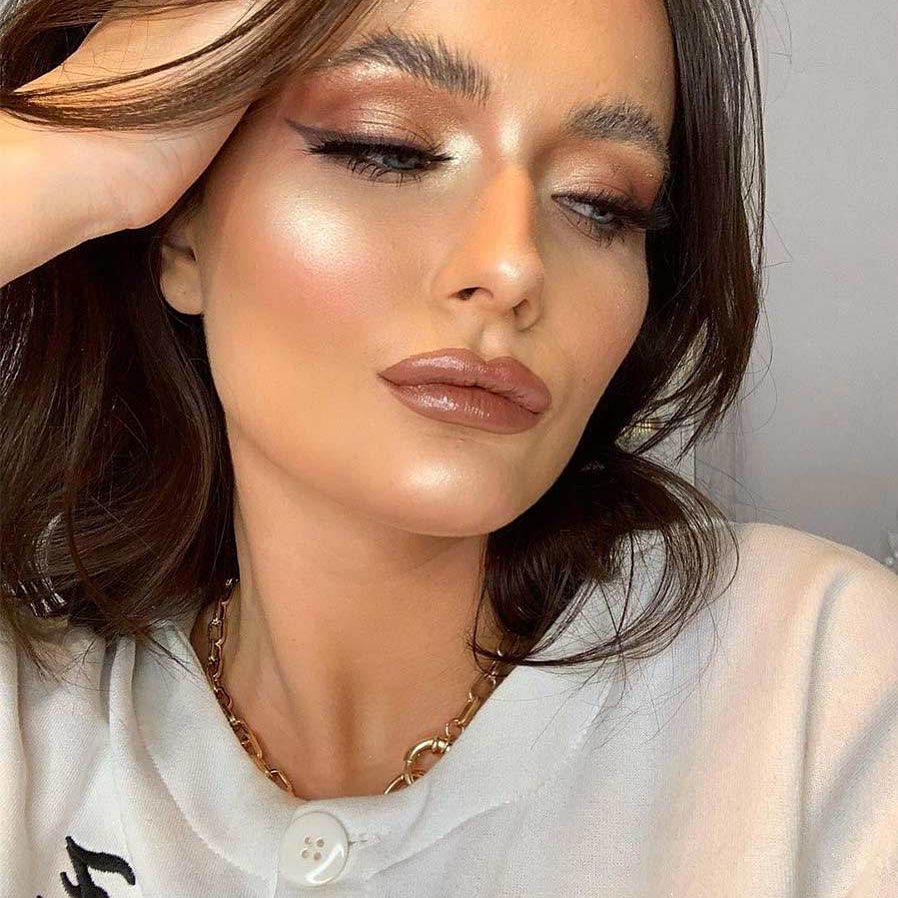 LondonCopyright's tweet photo. Golden gorgeousness 🔥 Love this soft and glowy makeup look from @makeupbylouisahellyer ❤️

Using The Palace Eyeshadow Palette ✨

Add a pop of gold to your glam  🛒 The Palace Palette 👉 https://t.co/OgM0UoGW6Y

#weekendglam
#LondonCopyright #LondonCopyrightCosmetics https://t.co/kd0gxlK022