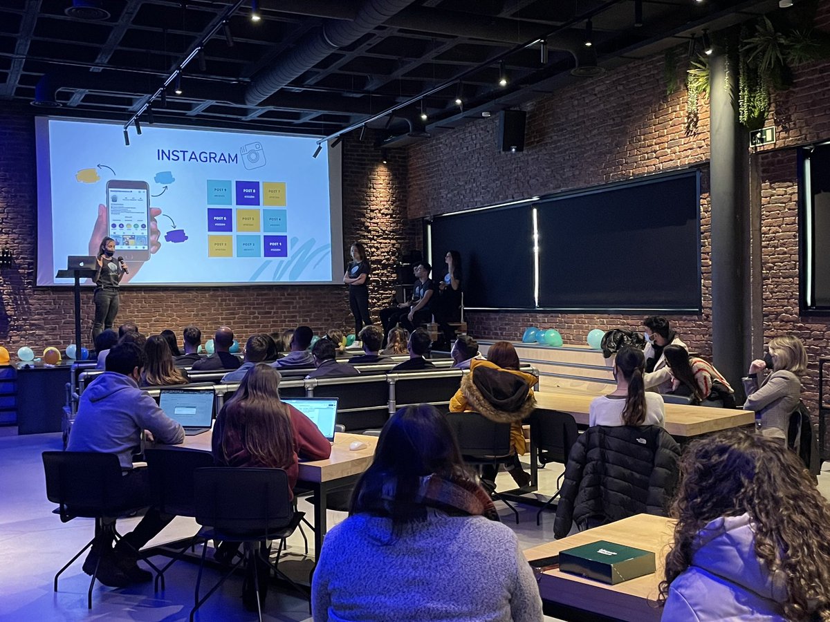 <a href="/Predators227/">The Digital Predators</a> presentando su agencia y molando mazo! 👏👏👏 <a href="/aulaCM/">Aula CM - Escuela de Comunicación y Marketing</a>