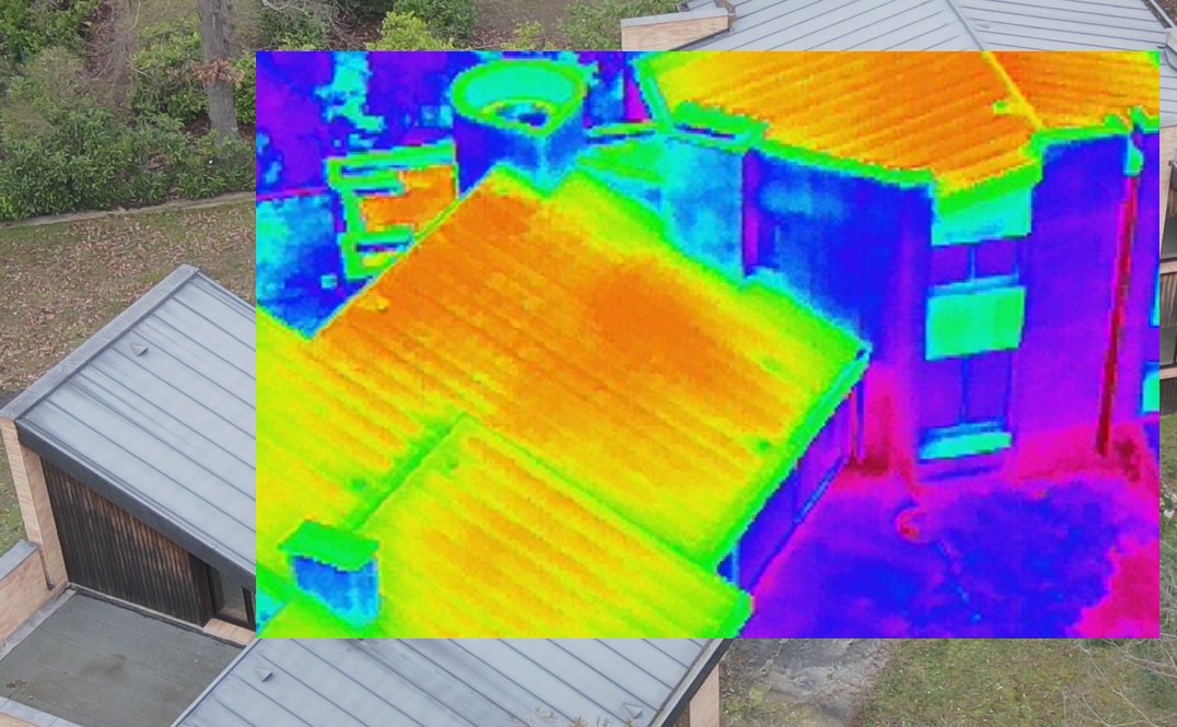 Drone4IT's tweet photo. Analyse #thermographique aérienne des désordres du bâtiment en réno. avec notre #drone Mavic 2 Entreprise Advanced (facile & rapide à déployer !) #M2EA de @DJIEnterprise (merci @Escadrone / Tiphanie !). Si vous avez des besoins en thermographie du bâtiment ! Contactez @Drone4IT https://t.co/4Mk9ANcRuF