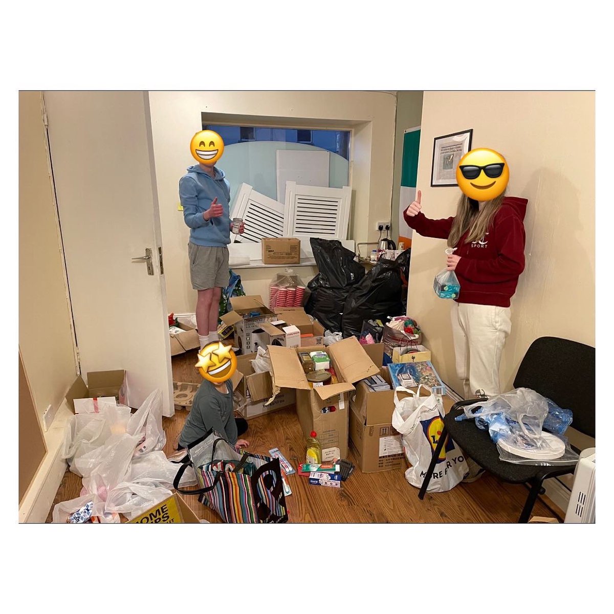 AontuWestmeath's tweet photo. Just sent over our first 2 carloads of donations for @DublinWOSP #support4ukraine via Cooney Kitchens.

I cannot express how humbled I am. Huge thank you to everyone who has and continues to donate, to my youth group packers and my drivers whom I gave 30 minutes notice to. 😬 https://t.co/Zz40wisAe9