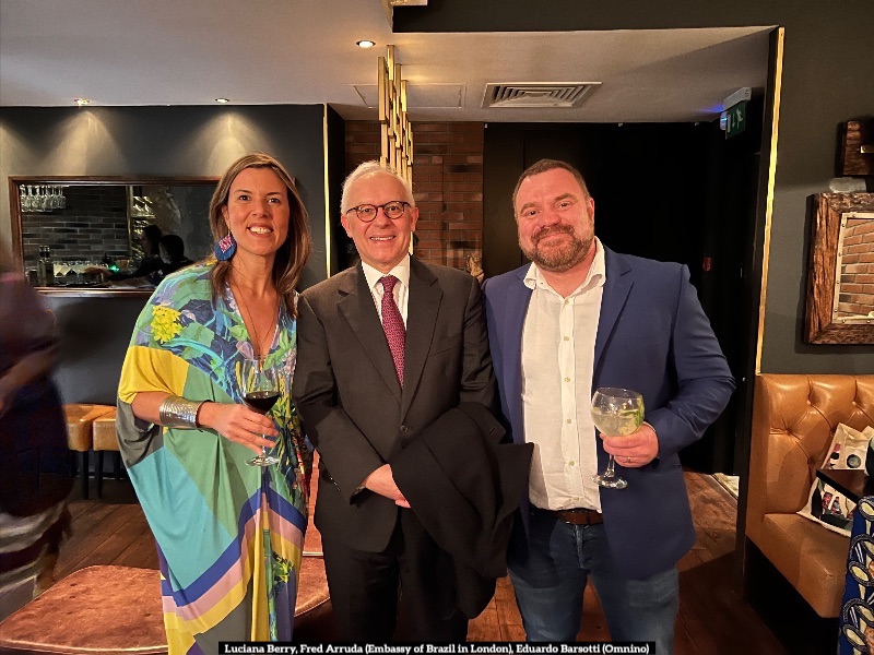 Chef Luciana Berry launches new brand and author Nara Vidal is our new traveller review! - mailchi.mp/d600262cffd9/d…