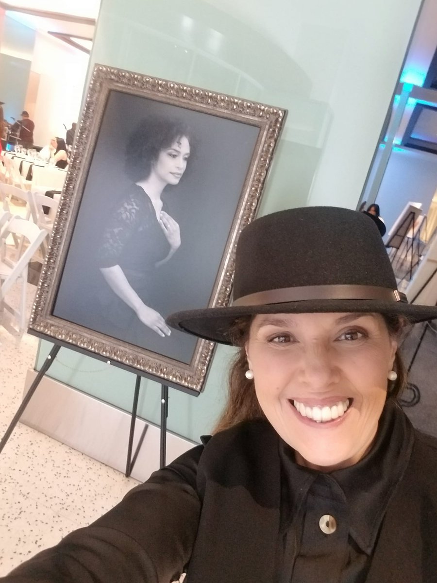 AwBcorporation's tweet photo. AWB thanks Gabriela Elizondo González for her altruistic and brilliant participation, the gift of her work and support of our cause.
Thank you for preserving the image of our event through your wonderful photographs.

AWB CORPORATION
DONATE NOW!
https://t.co/ArRomR16FM https://t.co/OhIGW3qMMJ