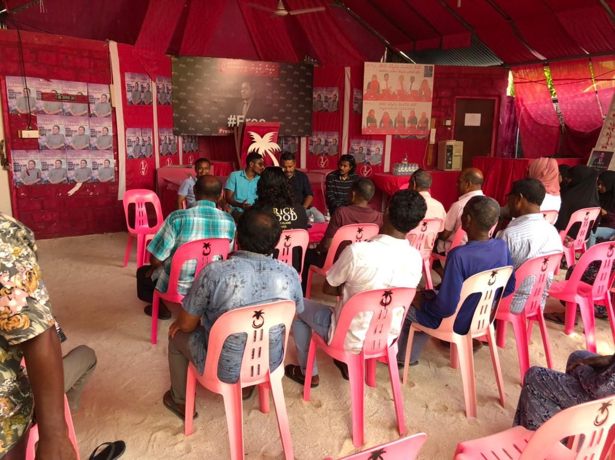 ProgressPartyMV's tweet photo. Ari Atholhugai beyvvumah hamajehifaivaa #IndiaOut harakaathah thayyaaru vumuge gothun AA Rasdhoo steering committee aai supporterunnaa badhdhalu kurevvun. https://t.co/EnUw3ZuNp0