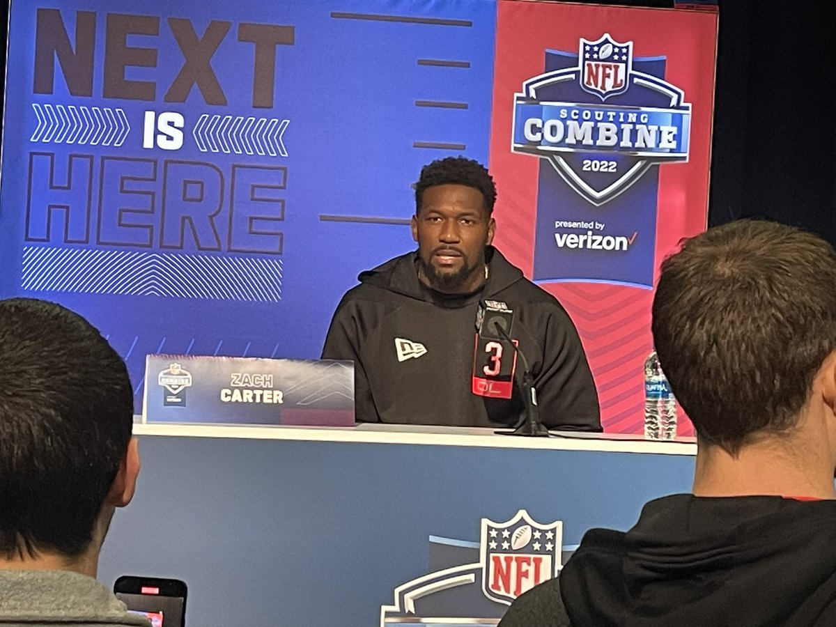 Bremer on Twitter "Florida DT Zach Carter likes to watch JJ