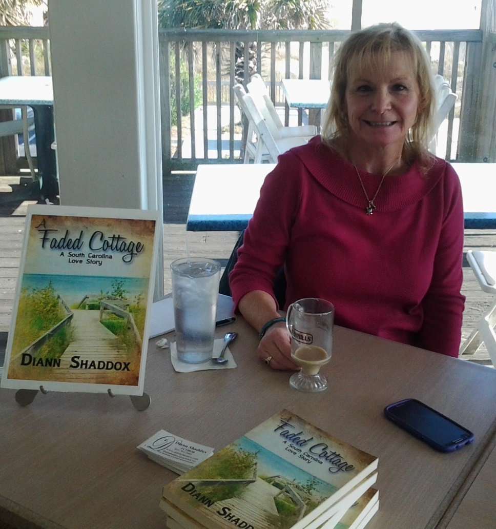 Diann_Shaddox's tweet photo. It is amazing 9 years since A Faded Cottage love story about an artist with Essential Tremor was published My life has change because of this one small book. Now #AFadedCottage has become a vehicle to explain about #ET https://t.co/XIvBErgTyG @FoxNews @TODAYshow https://t.co/pjNEcrFx1U