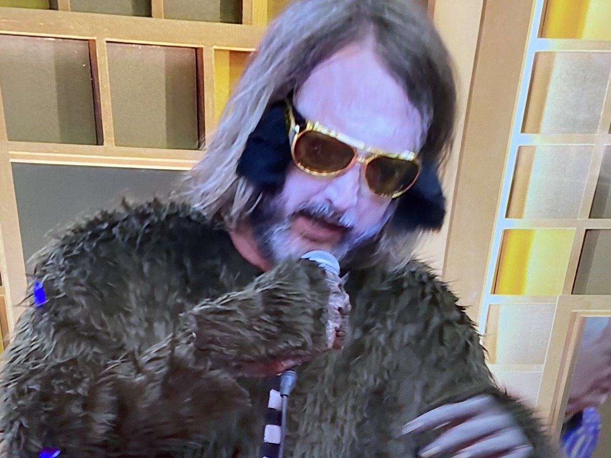 UncleTedEdwards's tweet photo. Tom Green is a comedy genius! Watch him on Last One Laughing Canada. @tomgreenlive https://t.co/epZzziUqC6