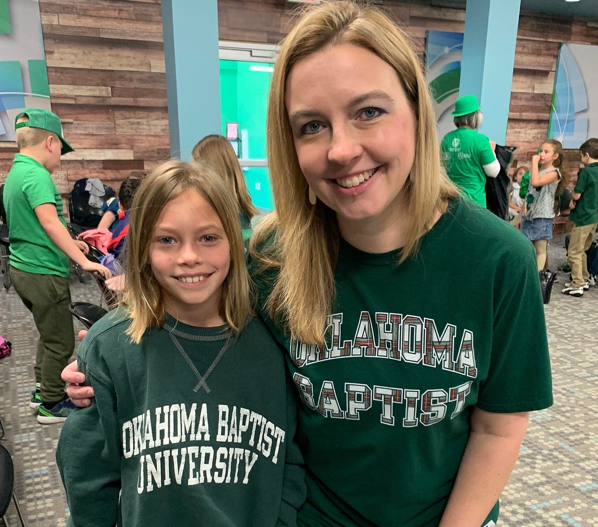 obunews's tweet photo. Itโs Rep KaRip Friday! Shoutout to Kindergarten teacher and OBU alumna Jenny Peters and 3rd grader Charlee Klimas for repping OBU at Legacy Christian School in Claremore! Charlee is the daughter of OBU alumni Chris and Penny Klimas. Go Bison! #RepKarip #obubison #obufutureshapers https://t.co/jN5BOv39Zy